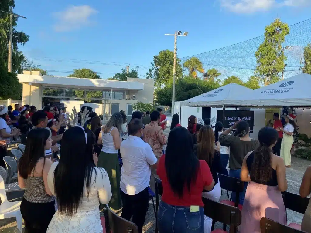 UniReformada dio apertura oficial a las Novenas Navideñas 2025, un espacio de fe, encuentro y esperanza.